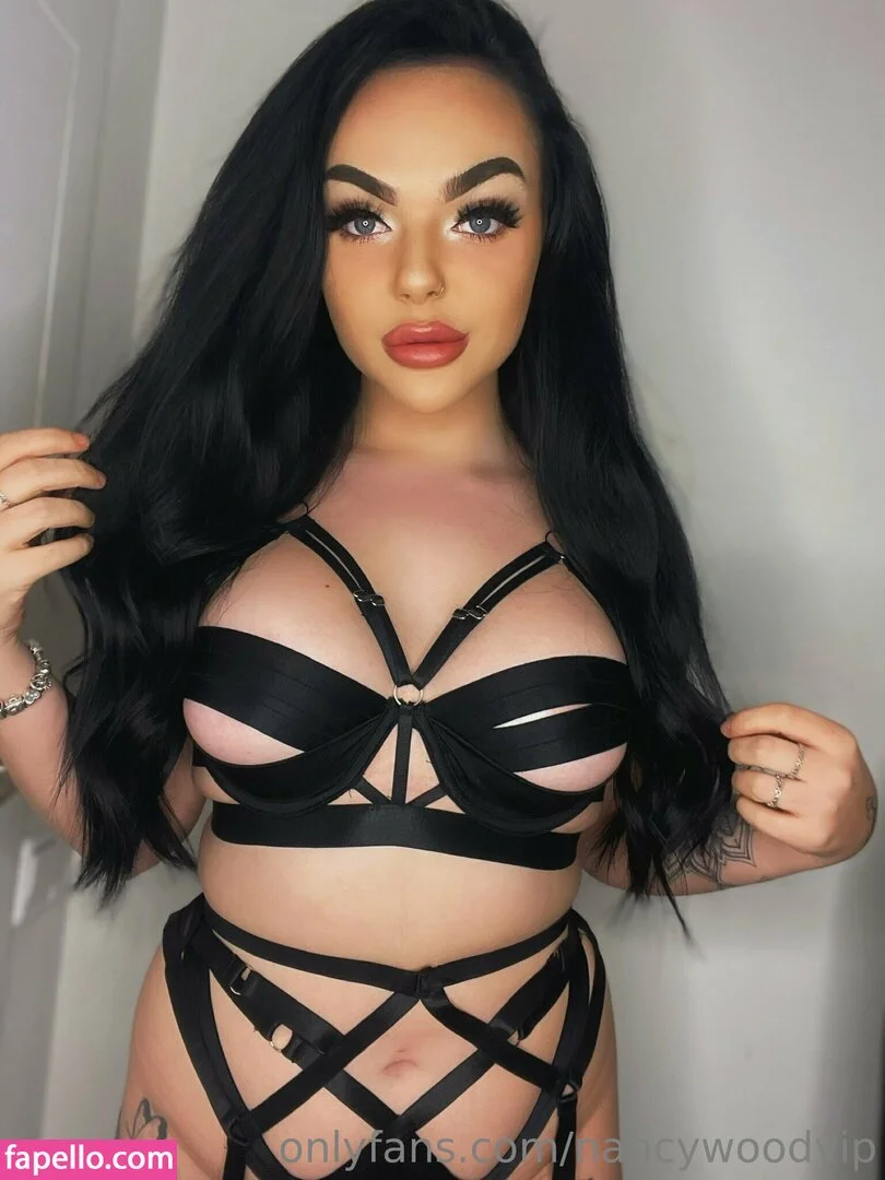 itsnancywoodfree Onlyfans Photo Gallery 