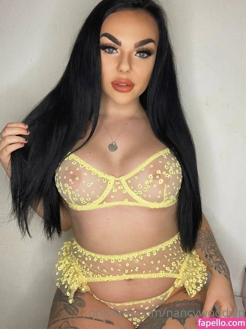 itsnancywoodfree Onlyfans Photo Gallery 
