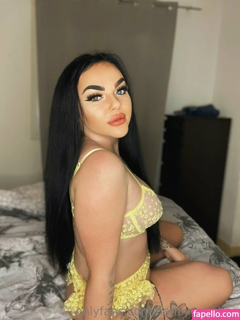 itsnancywoodfree Onlyfans Photo Gallery 