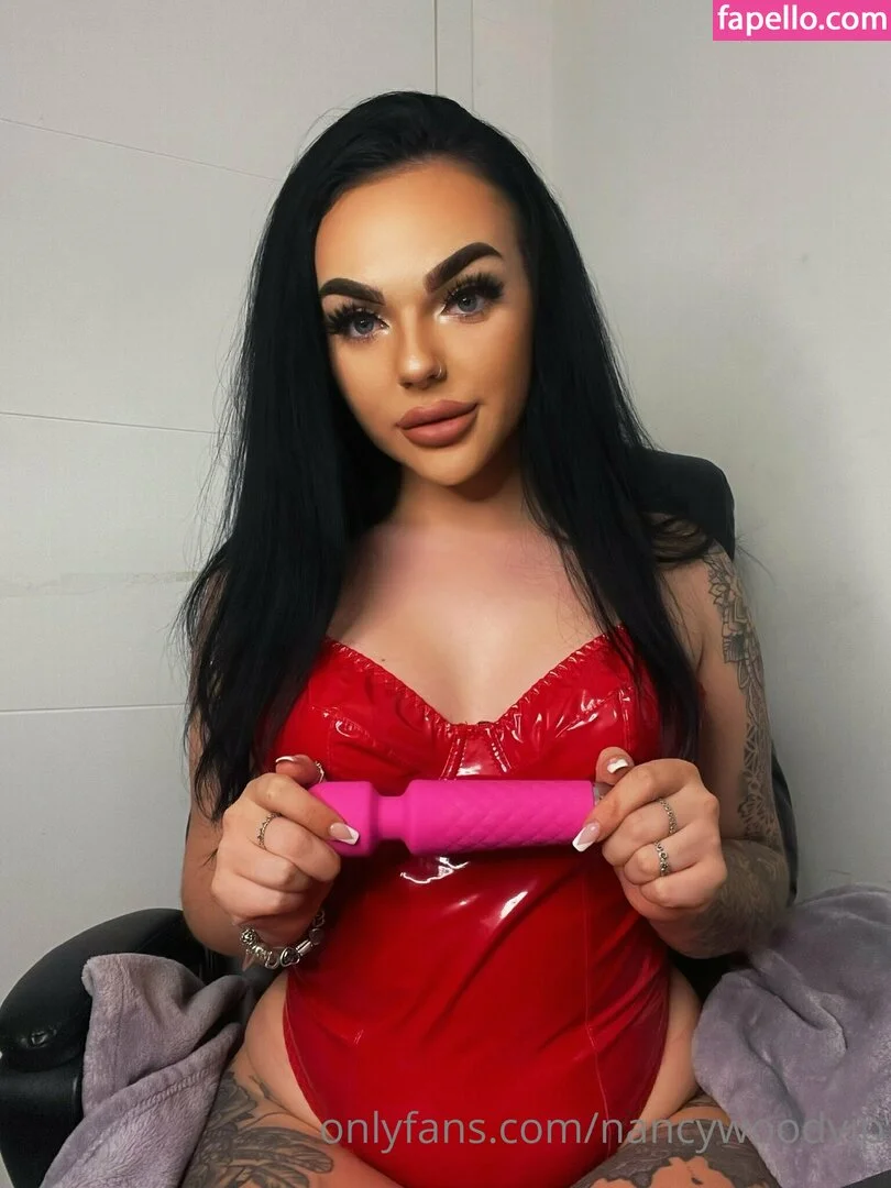 itsnancywoodfree Onlyfans Photo Gallery 