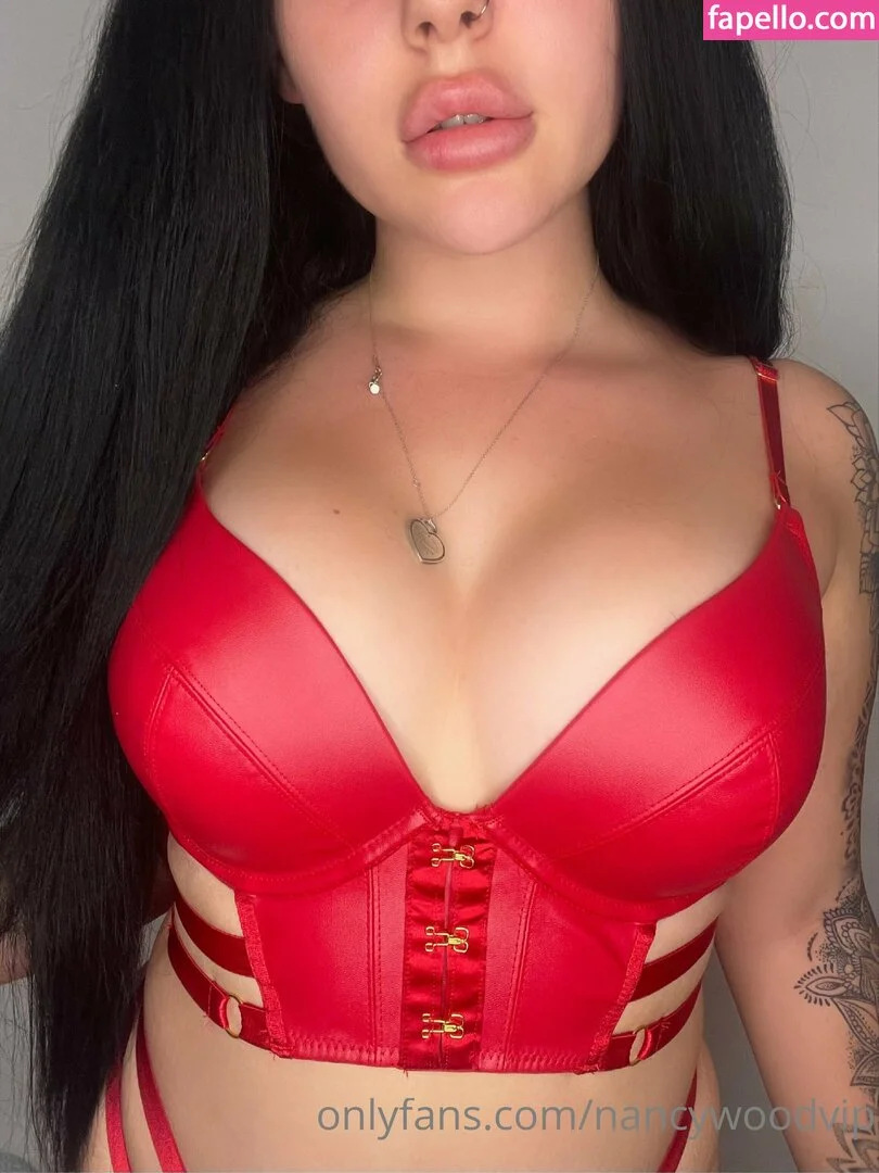 itsnancywoodfree Onlyfans Photo Gallery 