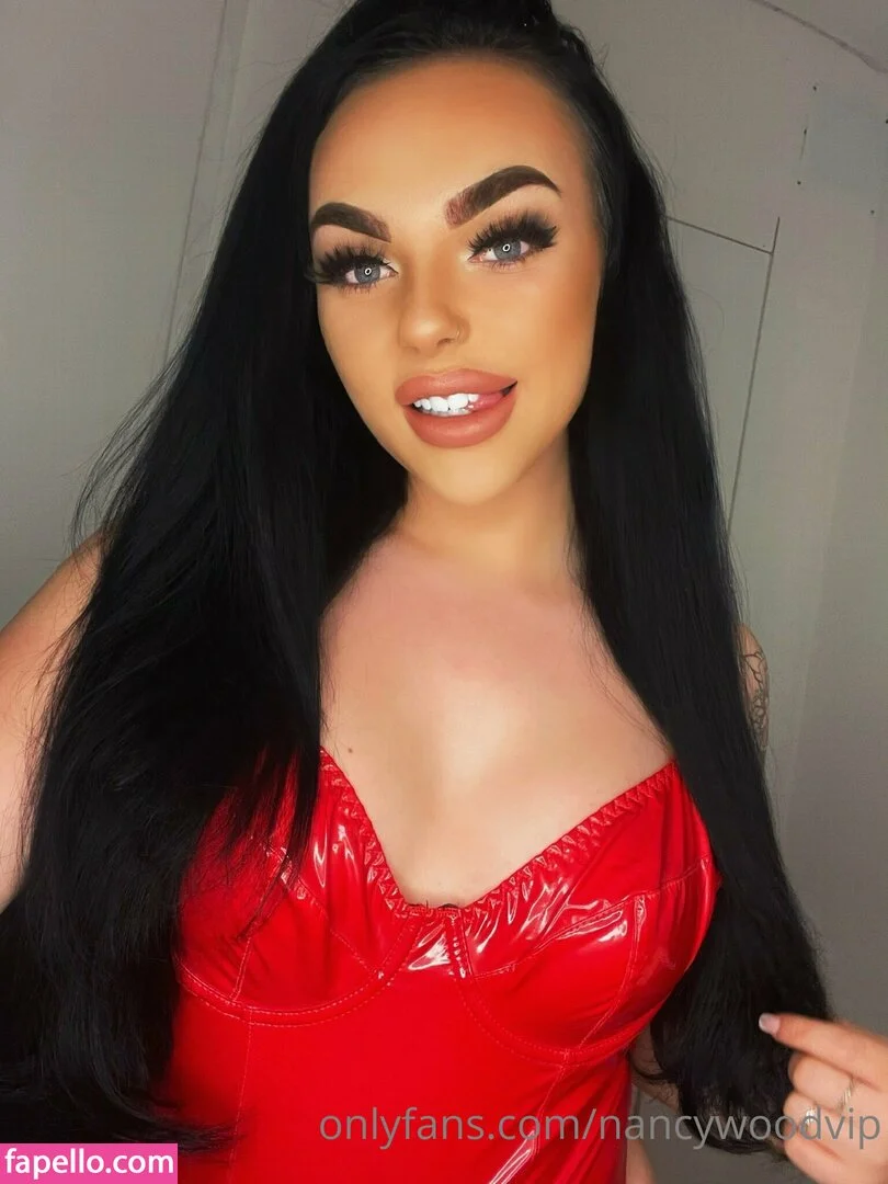 itsnancywoodfree Onlyfans Photo Gallery 