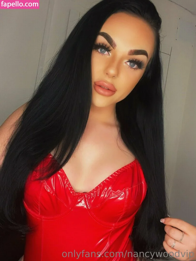 itsnancywoodfree Onlyfans Photo Gallery 