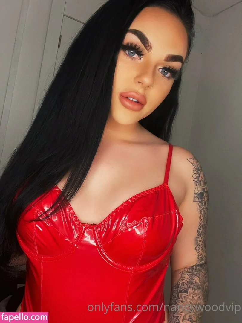 itsnancywoodfree Onlyfans Photo Gallery 