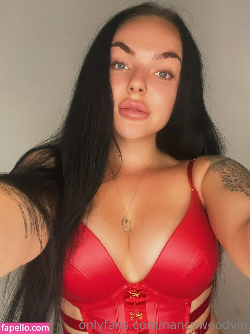 itsnancywoodfree Onlyfans Photo Gallery 