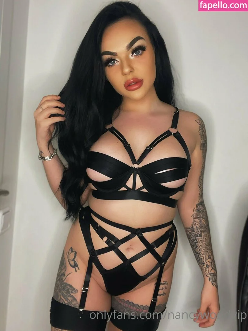 itsnancywoodfree Onlyfans Photo Gallery 