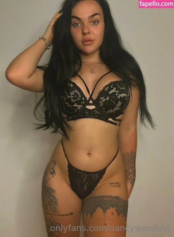 itsnancywoodfree Onlyfans Photo Gallery 