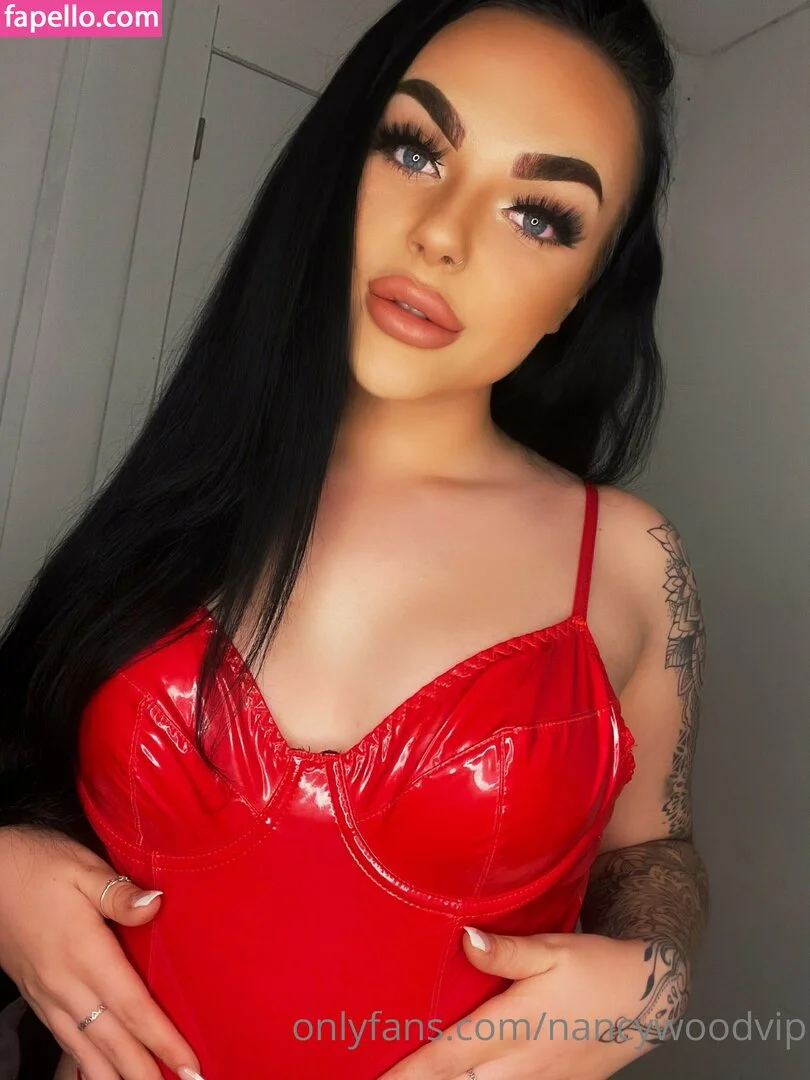 itsnancywoodfree Onlyfans Photo Gallery 
