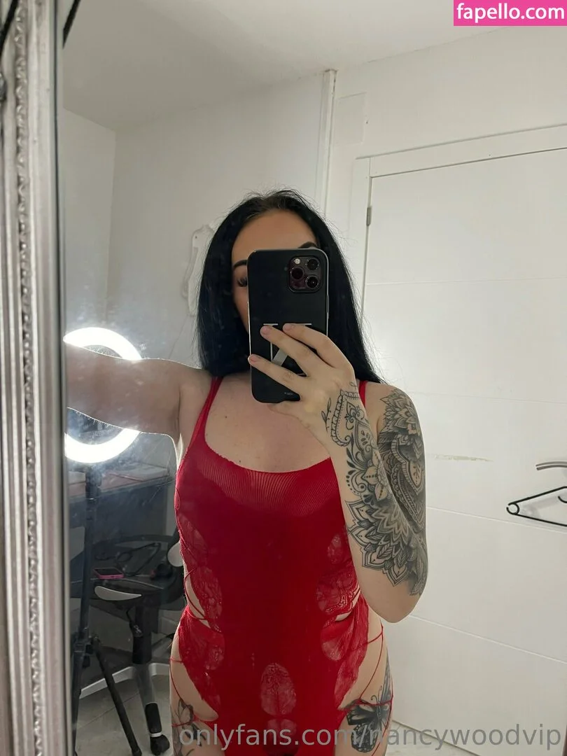 itsnancywoodfree Onlyfans Photo Gallery 
