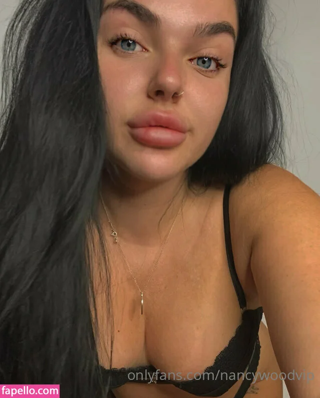 itsnancywoodfree Onlyfans Photo Gallery 