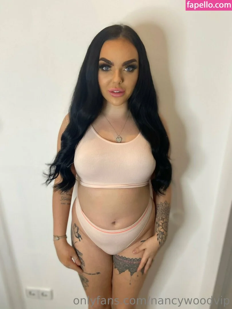 itsnancywoodfree Onlyfans Photo Gallery 