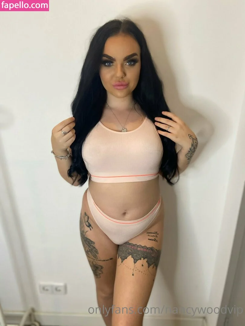 itsnancywoodfree Onlyfans Photo Gallery 