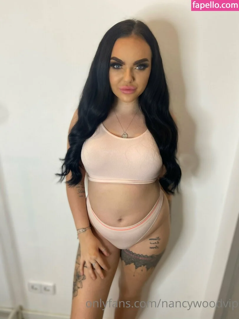 itsnancywoodfree Onlyfans Photo Gallery 