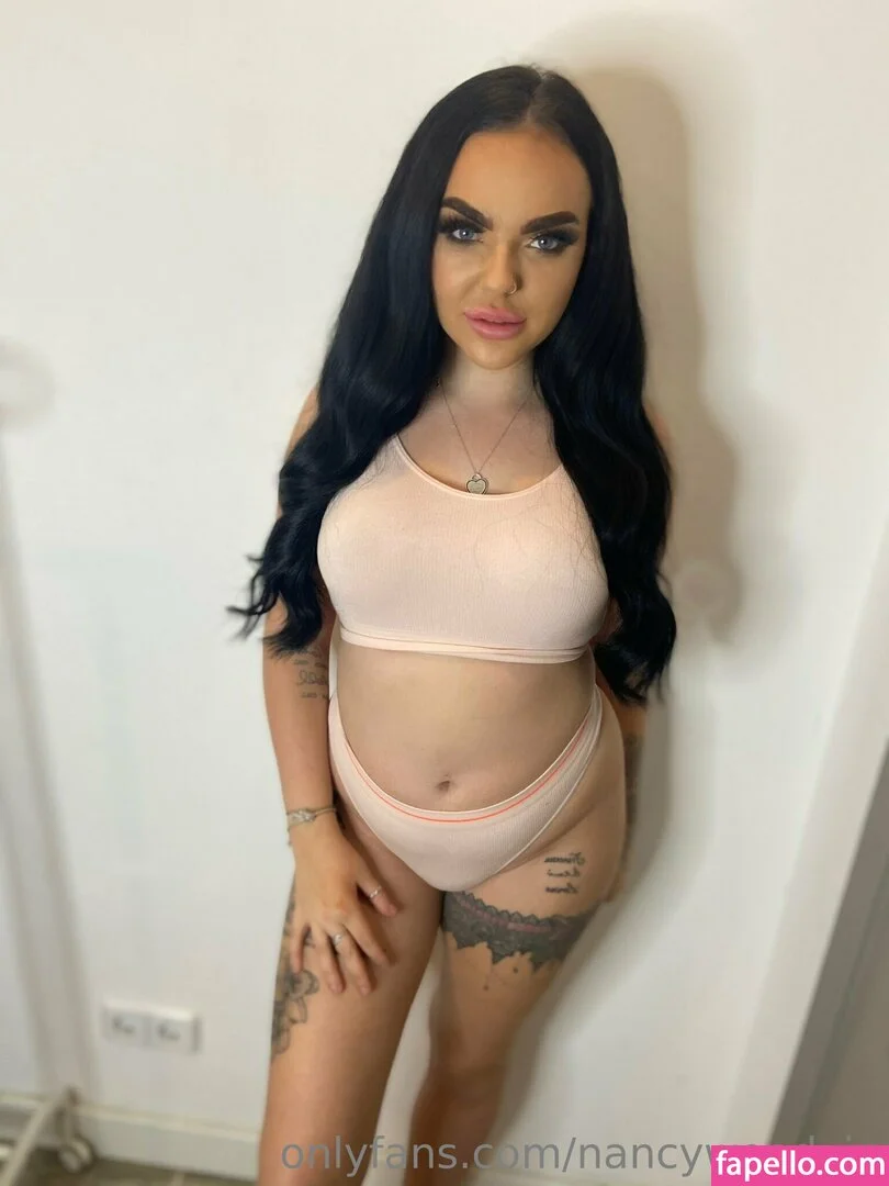 itsnancywoodfree Onlyfans Photo Gallery 