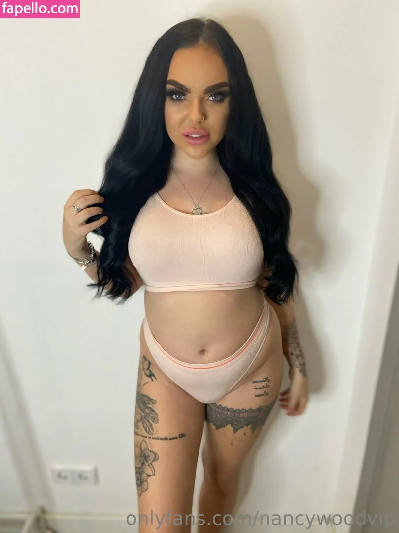 itsnancywoodfree Onlyfans Photo Gallery 