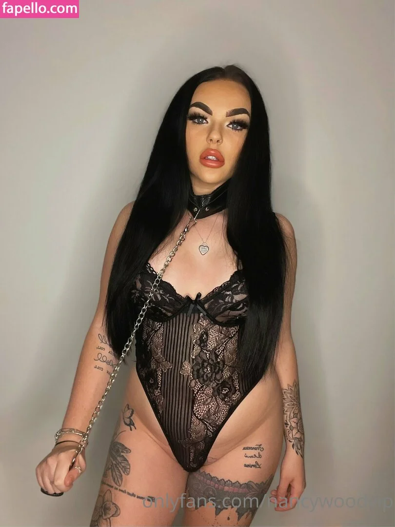 itsnancywoodfree Onlyfans Photo Gallery 