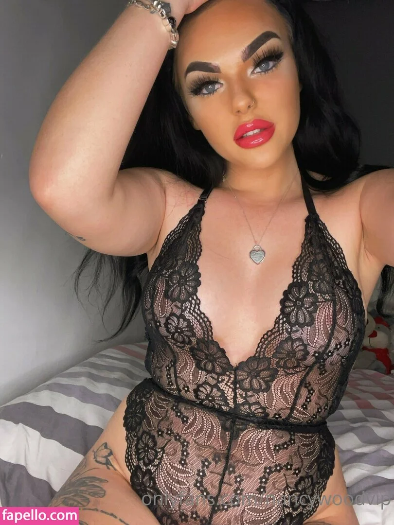 itsnancywoodfree Onlyfans Photo Gallery 