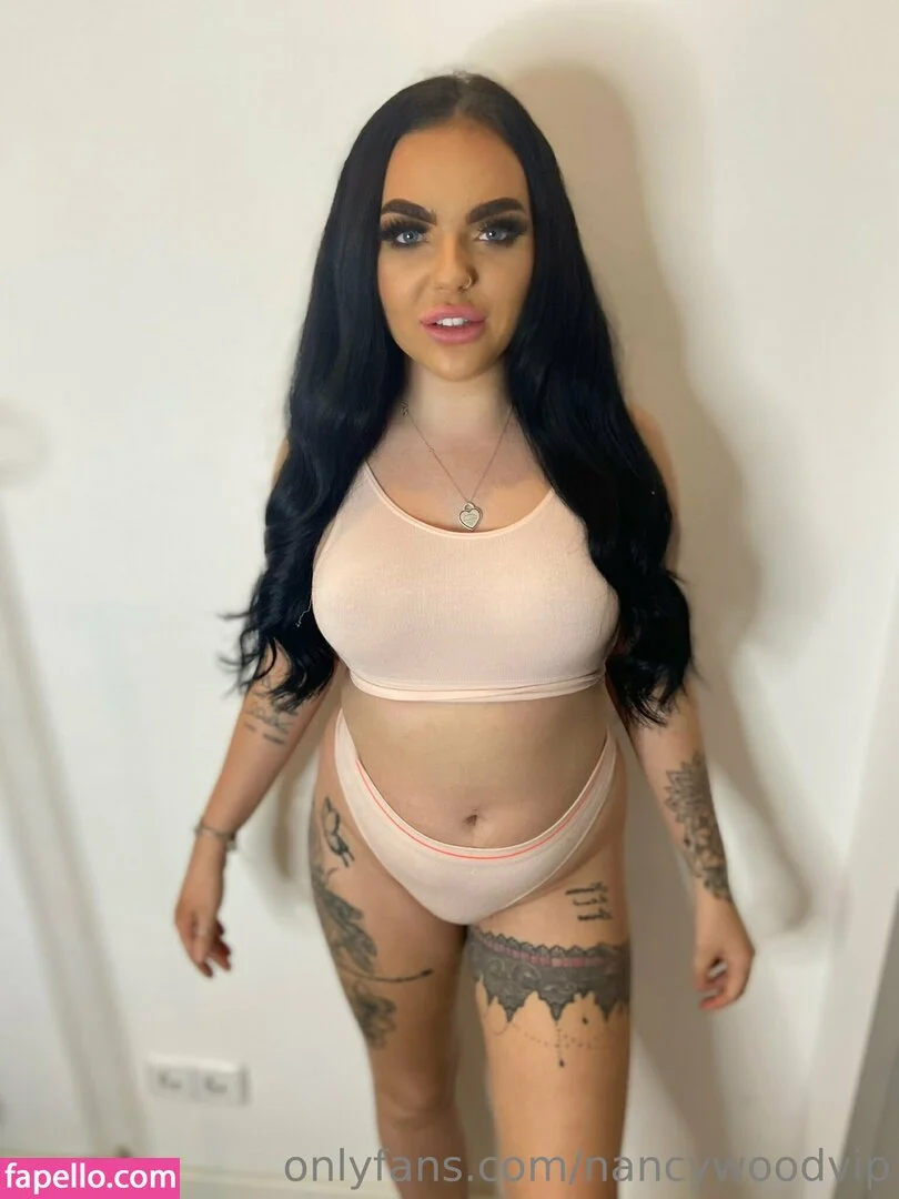 itsnancywoodfree Onlyfans Photo Gallery 