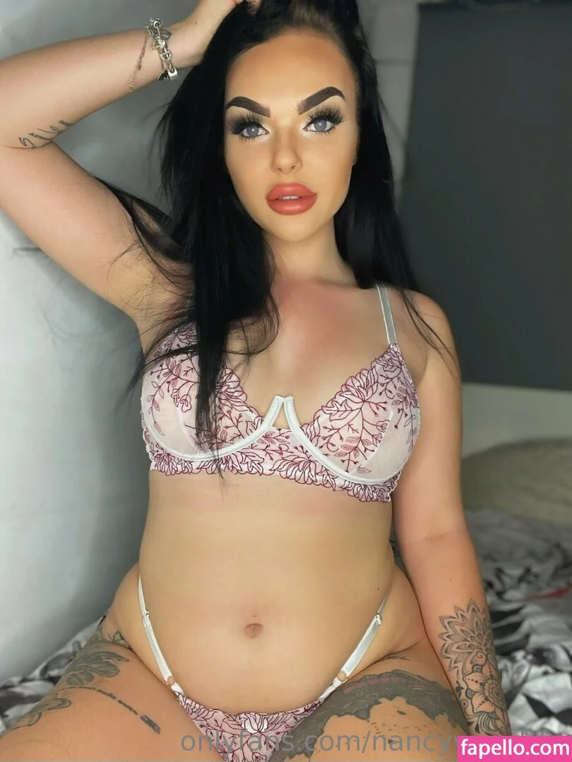 itsnancywoodfree Onlyfans Photo Gallery 