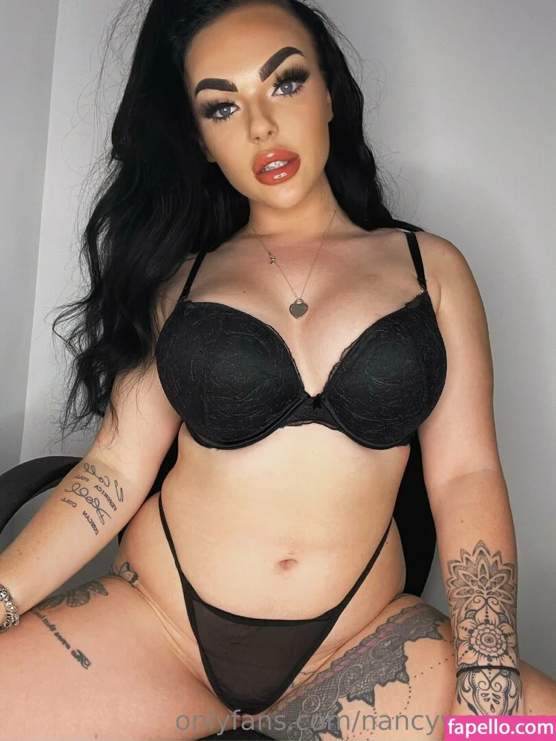 itsnancywoodfree Onlyfans Photo Gallery 