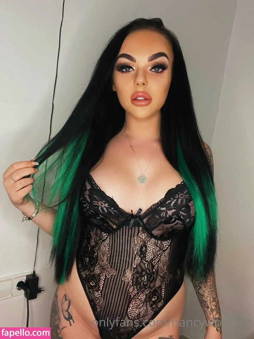 itsnancywoodfree Onlyfans Photo Gallery 