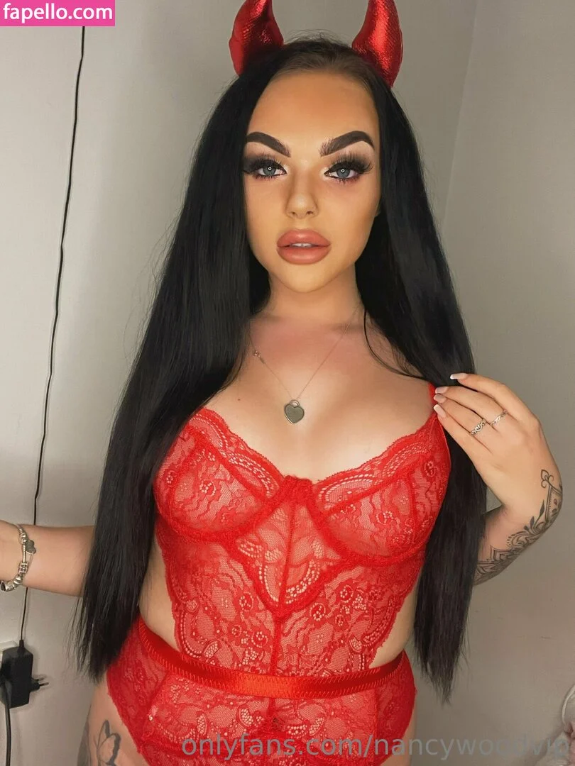 itsnancywoodfree Onlyfans Photo Gallery 