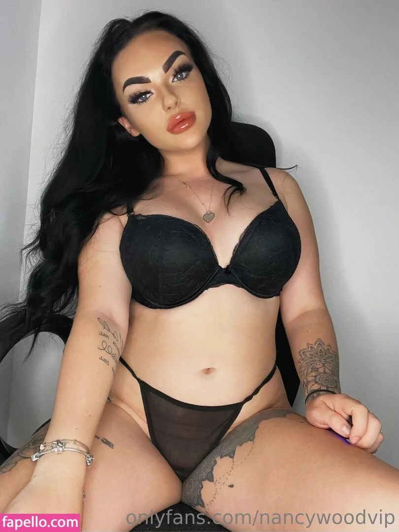 itsnancywoodfree Onlyfans Photo Gallery 