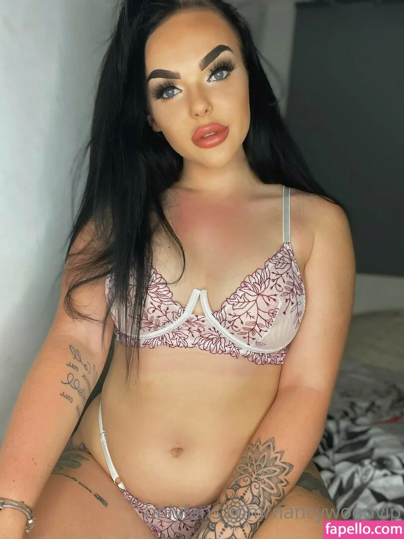 itsnancywoodfree Onlyfans Photo Gallery 