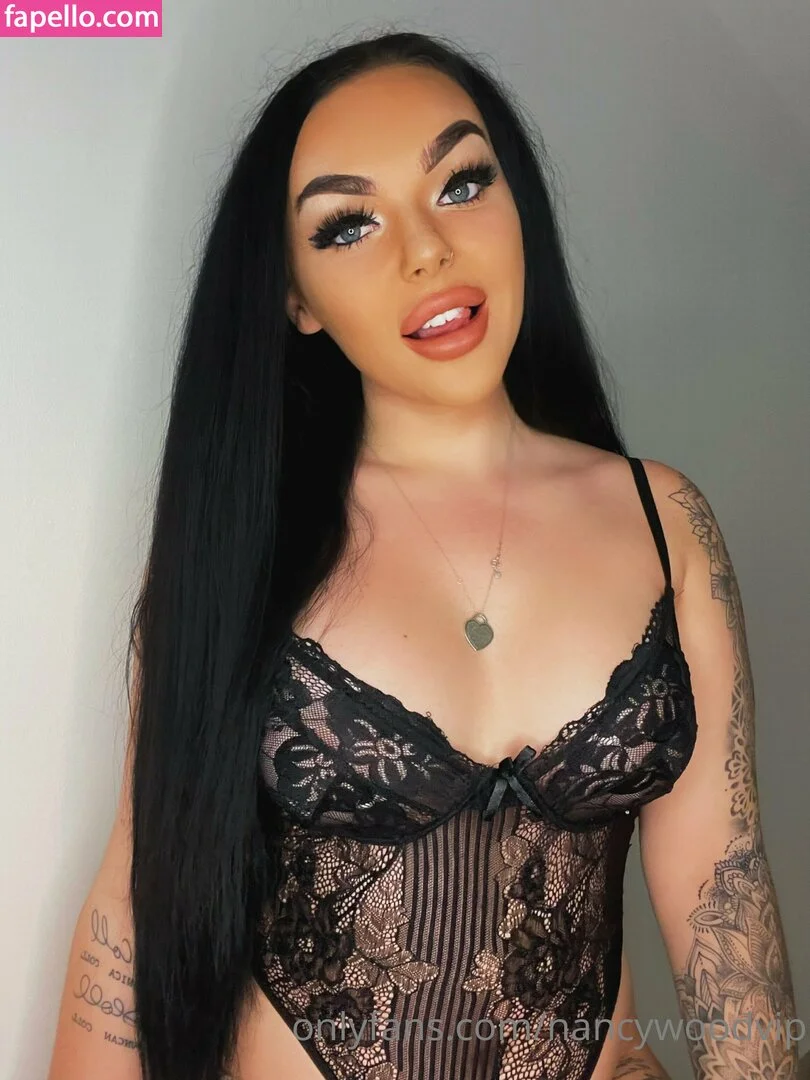 itsnancywoodfree Onlyfans Photo Gallery 