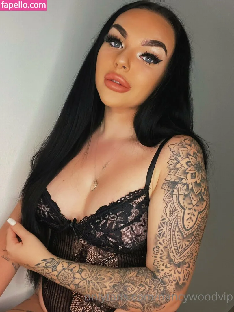 itsnancywoodfree Onlyfans Photo Gallery 