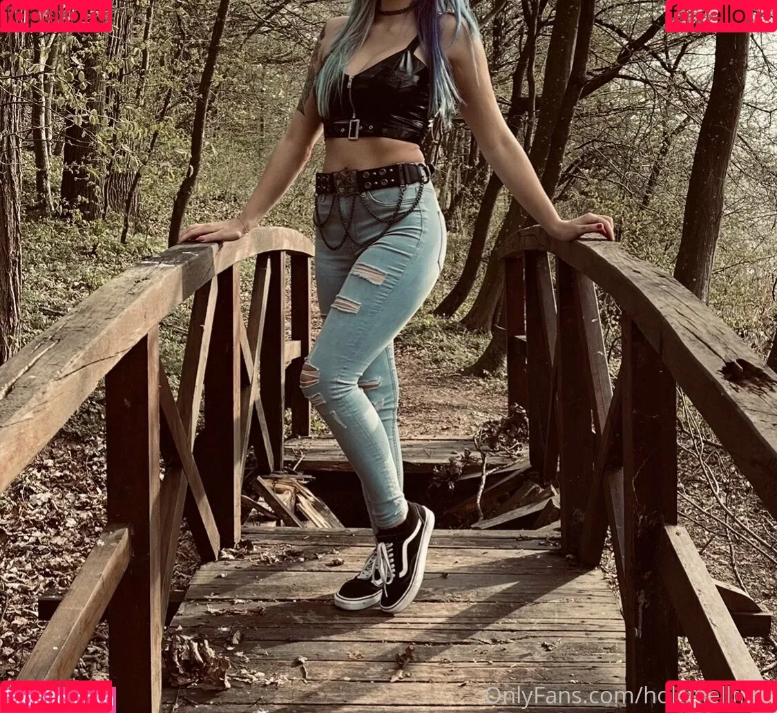 hollyhellfree Onlyfans Photo Gallery 