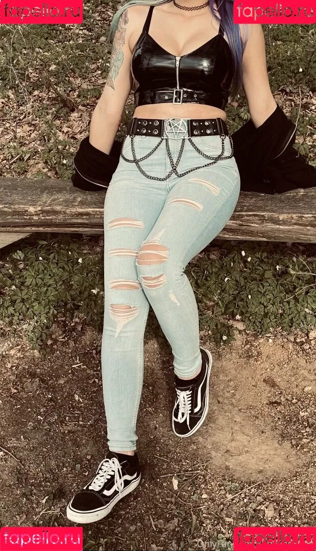 hollyhellfree Onlyfans Photo Gallery 