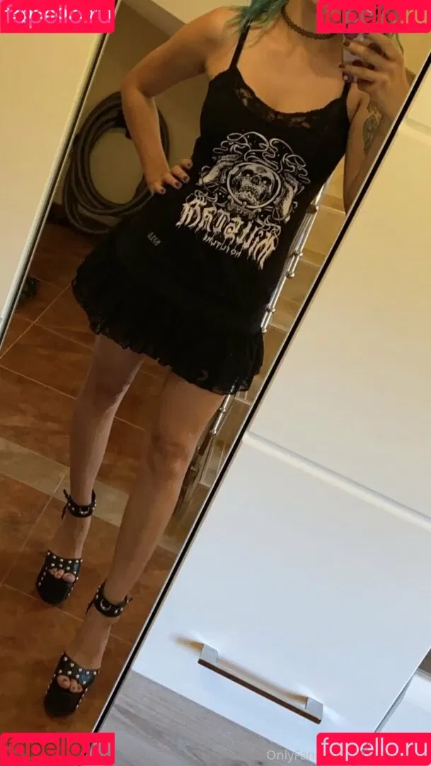 hollyhellfree Onlyfans Photo Gallery 