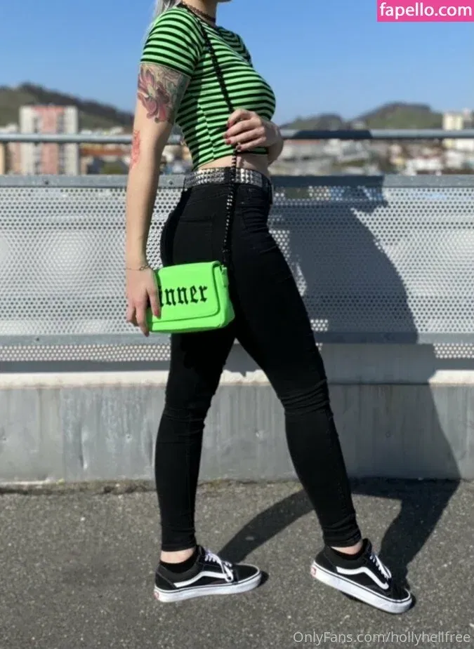 hollyhellfree Onlyfans Photo Gallery 