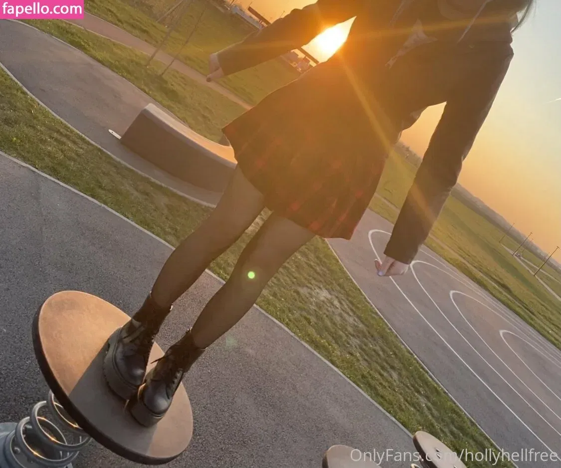 hollyhellfree Onlyfans Photo Gallery 