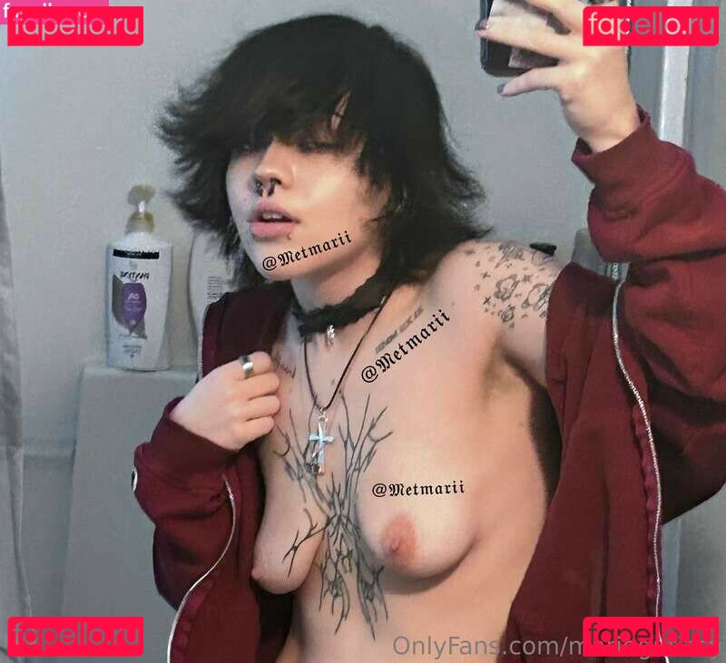 elmetmari_artworks / mariegutizsy / metmarii