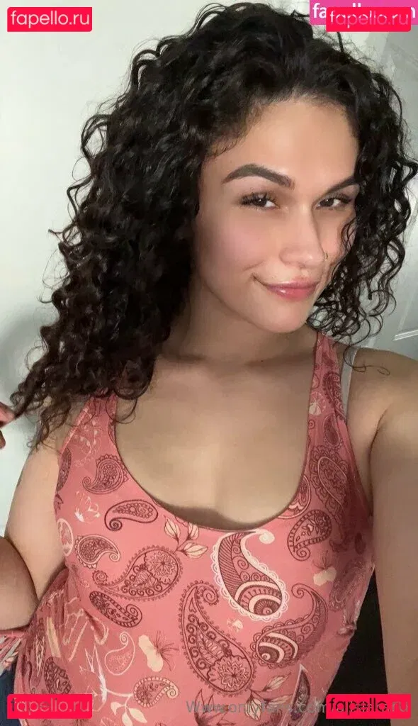 alisiaraee Onlyfans Photo Gallery 