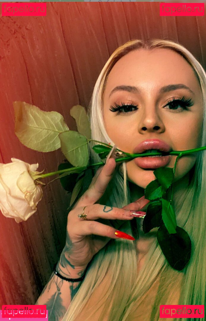 Meduzxa Onlyfans Photo Gallery 