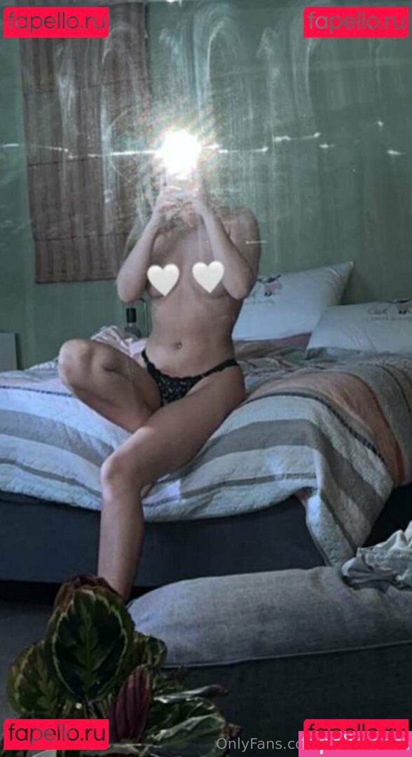 sarah_ann411 / sarah_anne