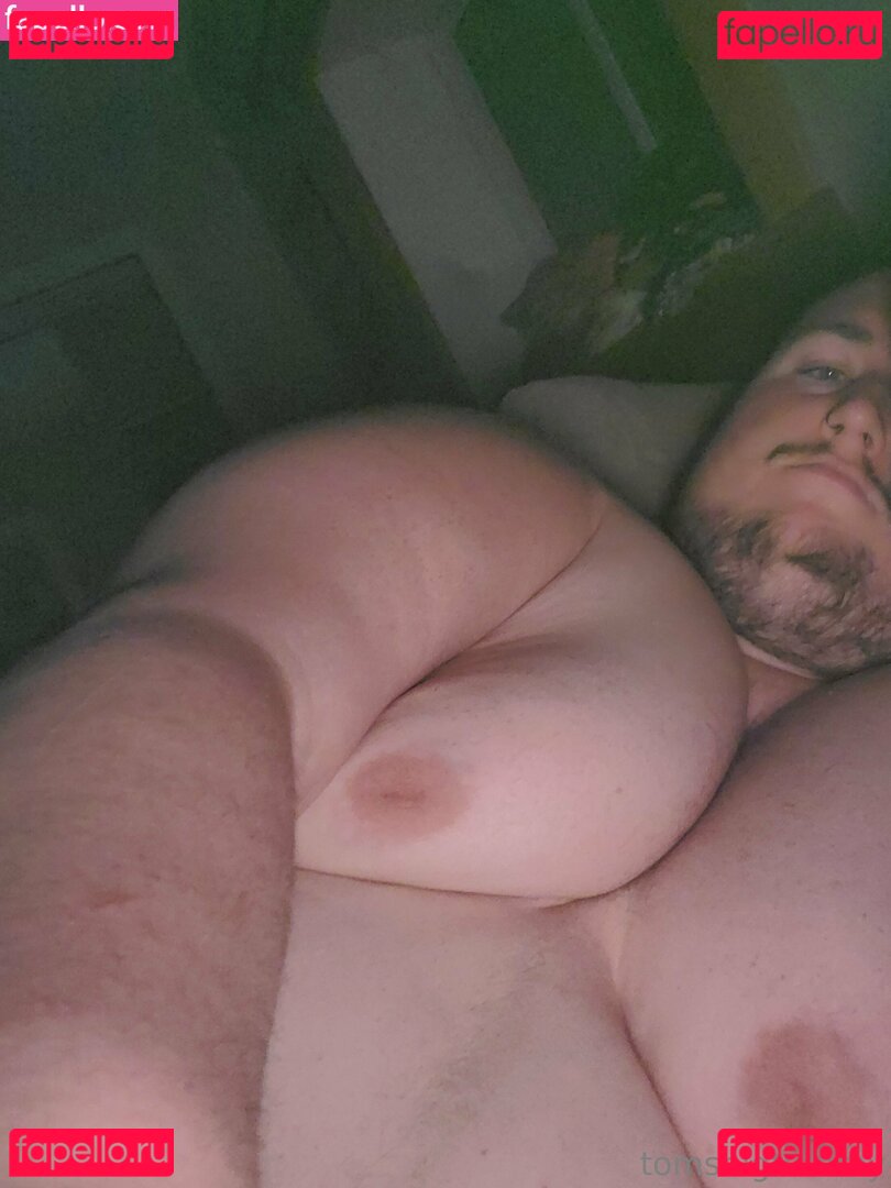 jumongdoingthangs / tomsbigtummy Onlyfans Photo Gallery 