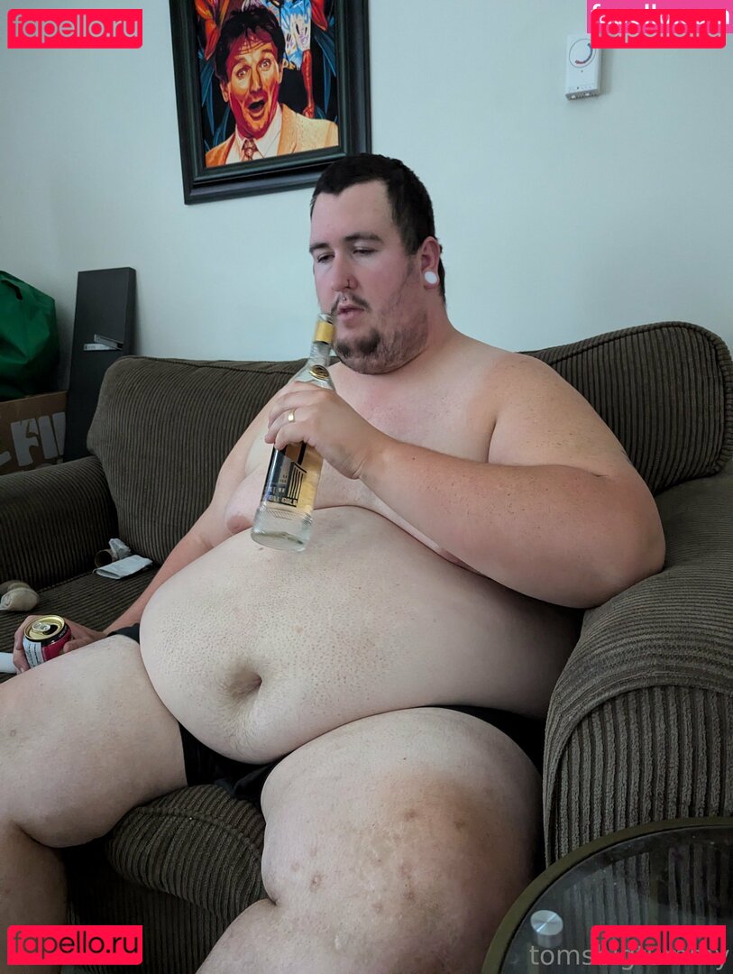 jumongdoingthangs / tomsbigtummy Onlyfans Photo Gallery 