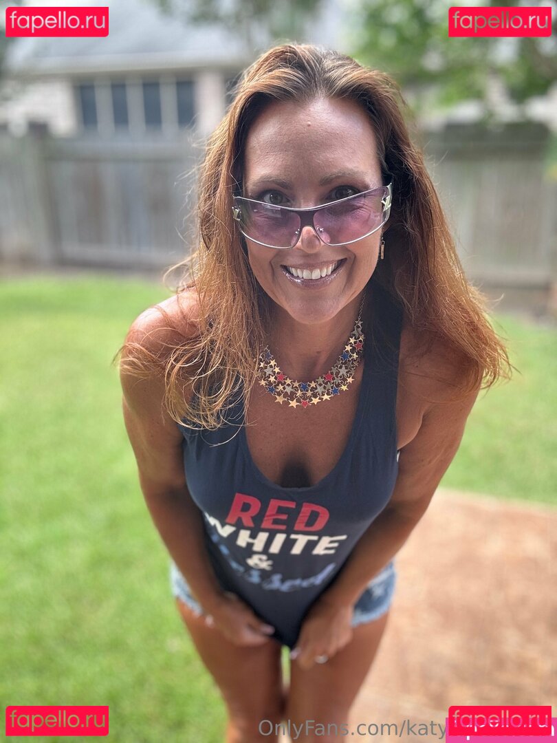 katysplash Onlyfans Photo Gallery 