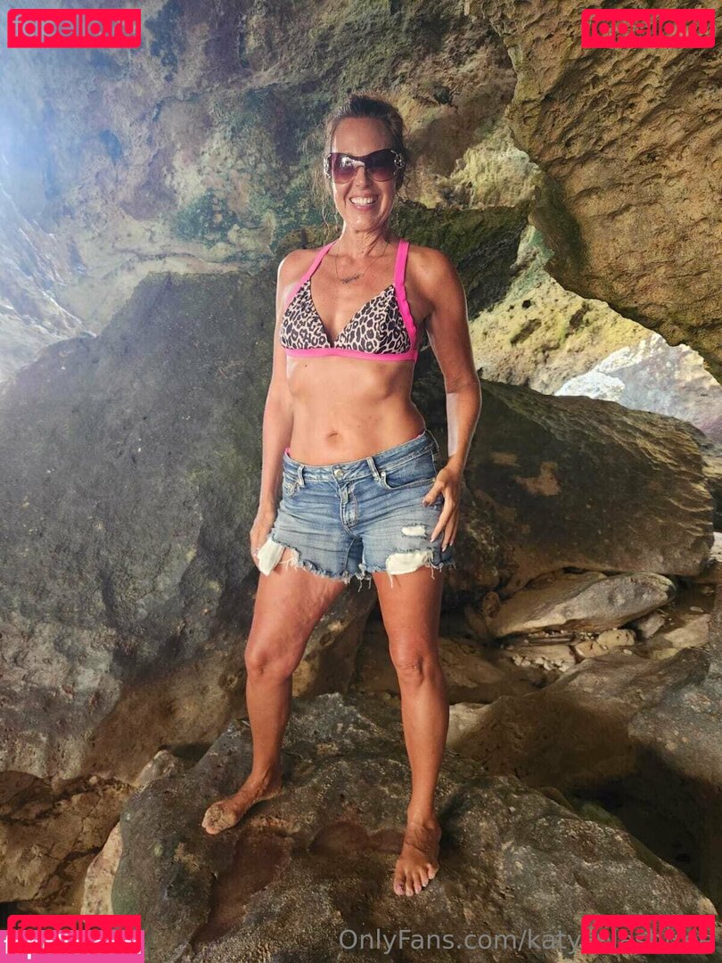 katysplash Onlyfans Photo Gallery 