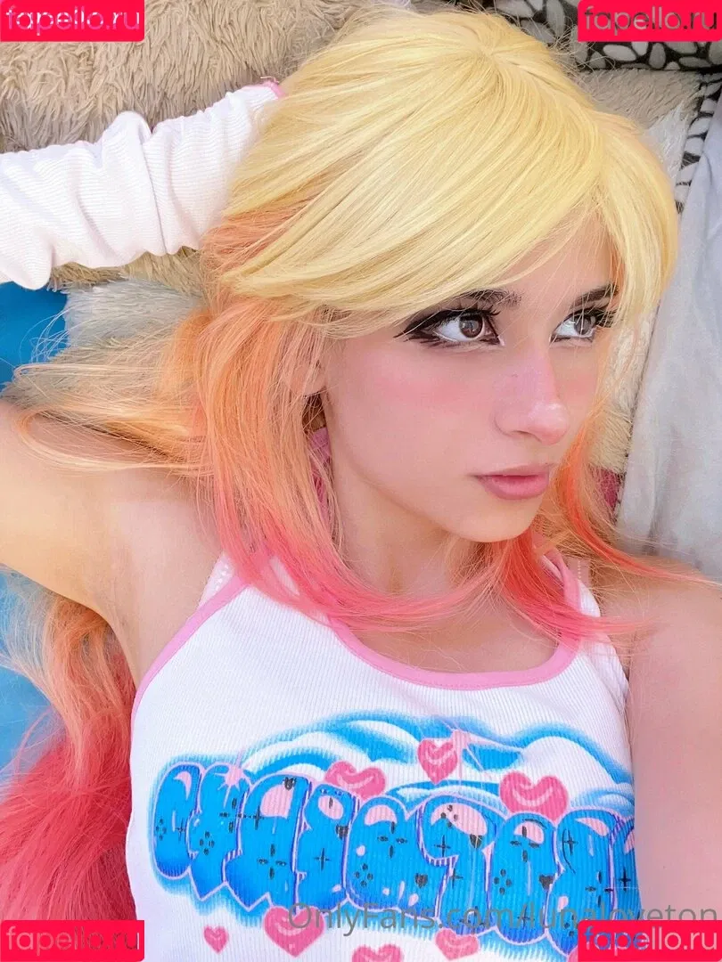 Lunaloveton Onlyfans Photo Gallery 