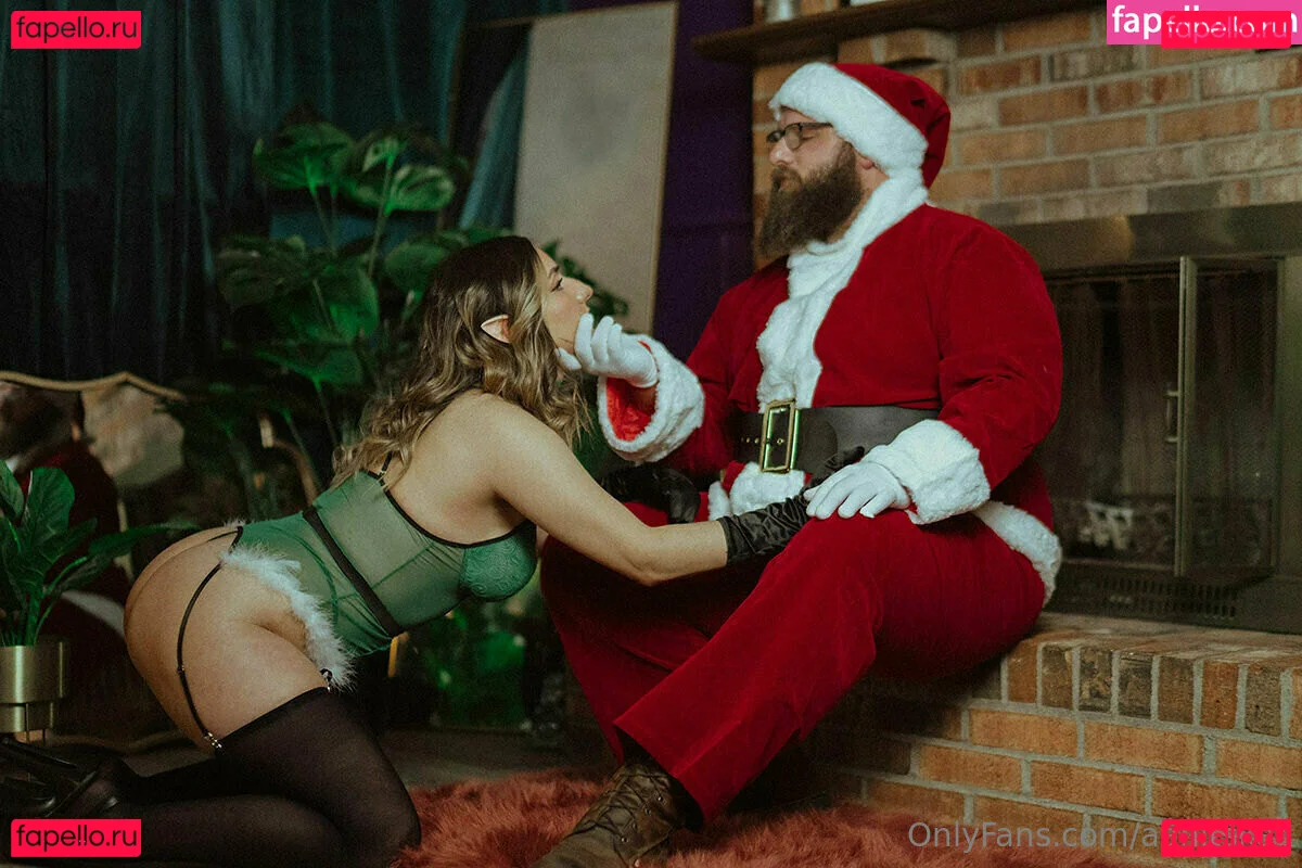 aahitskat Onlyfans Photo Gallery 