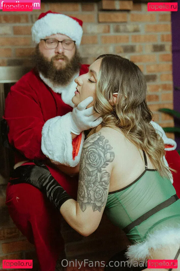 aahitskat Onlyfans Photo Gallery 