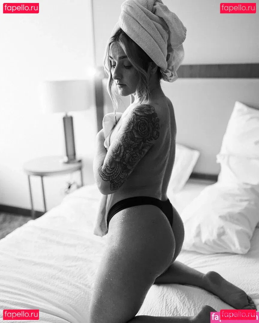 aahitskat Onlyfans Photo Gallery 