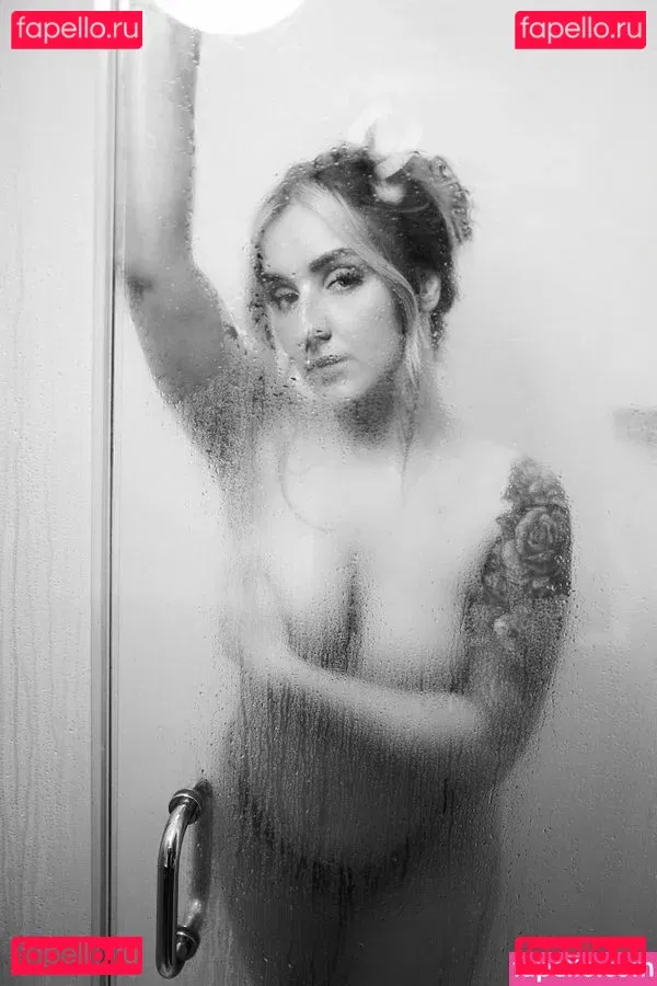 aahitskat Onlyfans Photo Gallery 