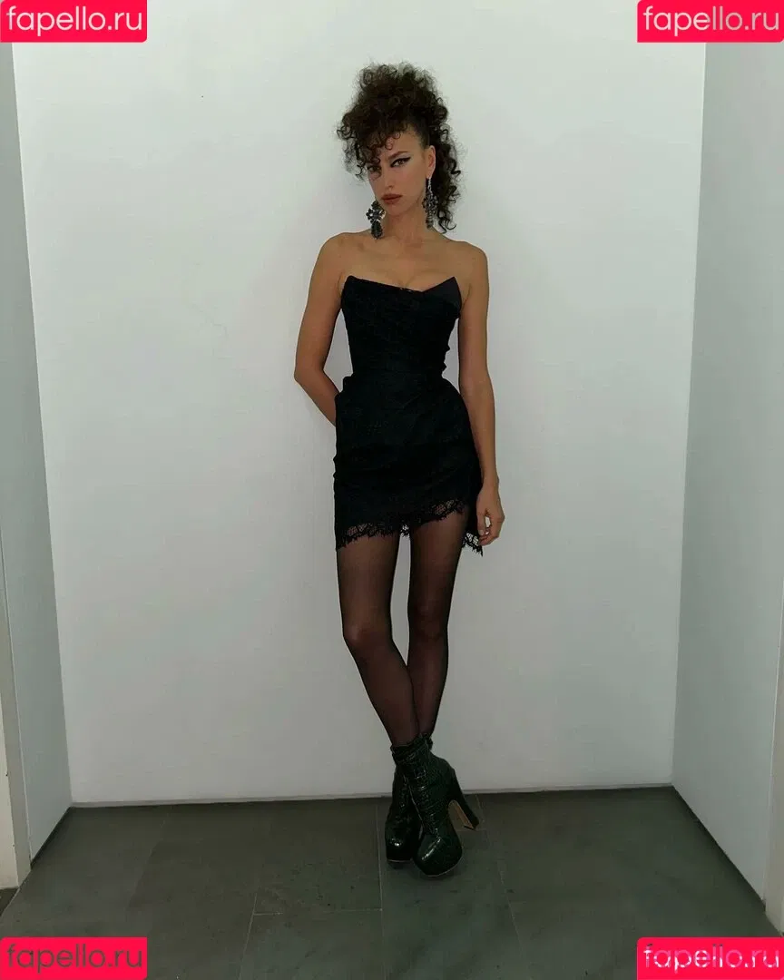 Irina Shayk Onlyfans Photo Gallery 