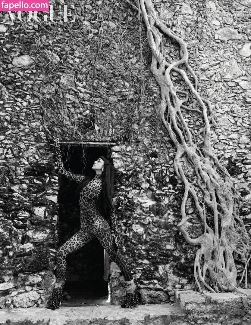 Irina Shayk Onlyfans Photo Gallery 